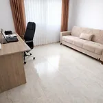 Elite * كوشاداسيه